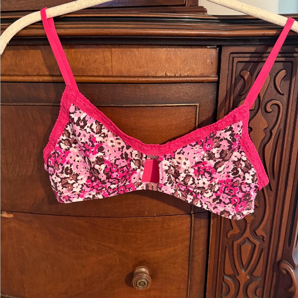 NWT Aerie Pink Floral Women's Bra